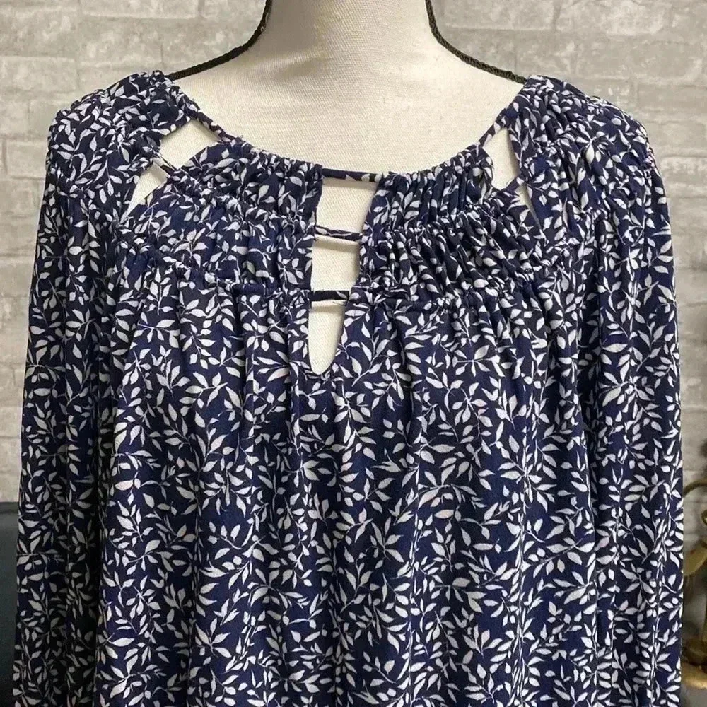 Blue & cream floral smock top shirt blouse - Picture 3 of 16